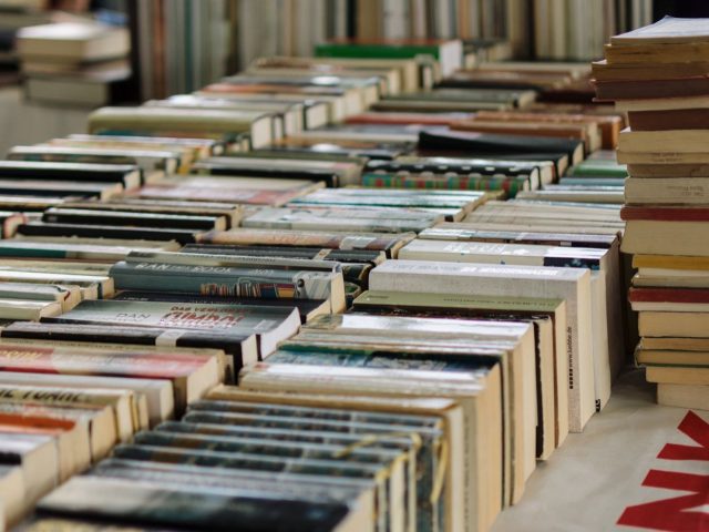Choisir une collection de poche selon la maison d&rsquo;édition