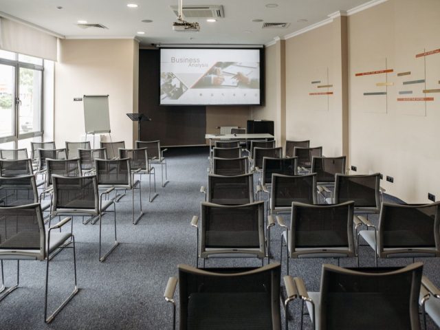 Avis projecteurs Epson pour home cinéma: couleurs et luminosité