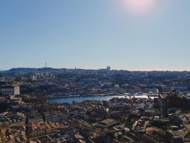 Profitez de la Nouvelle Liaison vers Porto : Les Clés d’un Séjour Réussi